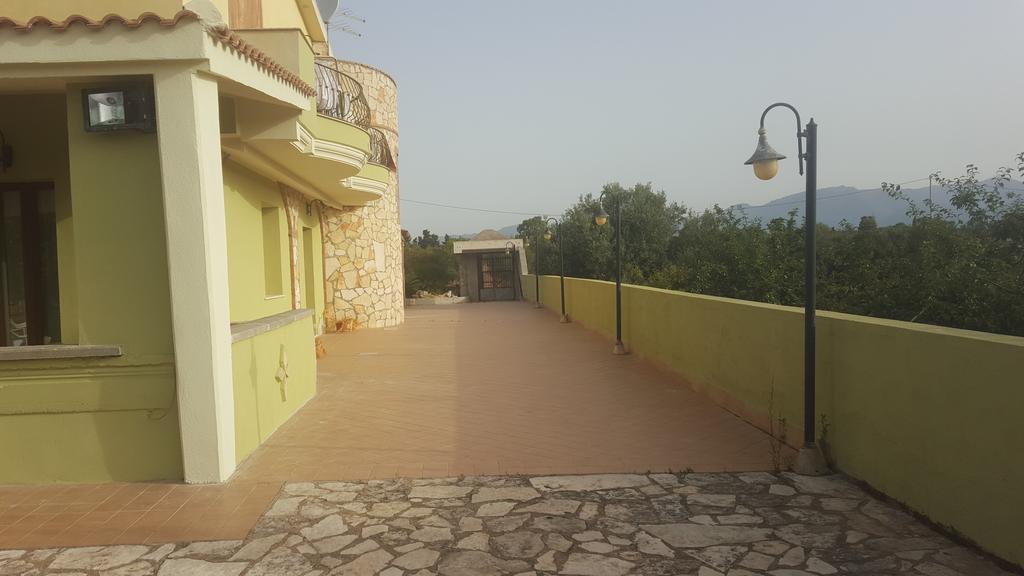 Sant Isidoro  Villa Renzo E Lucia المظهر الخارجي الصورة